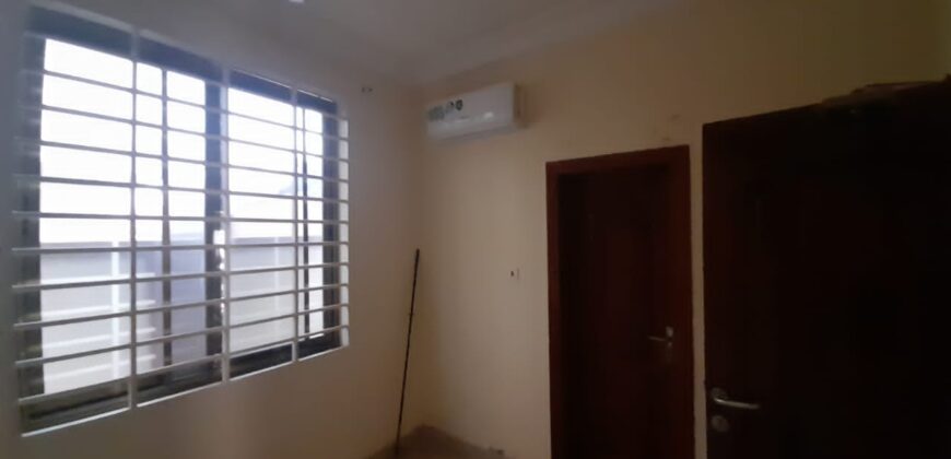 3BEDROOM APARTMENT FOR RENT AT EAST AIRPORT