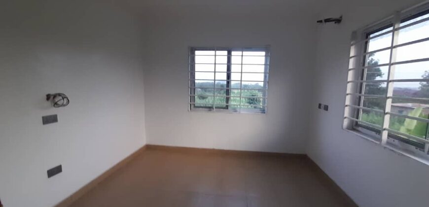 Newly built 2brm all rooms en-suite apartments for rent at Oyarifa tollbooth.