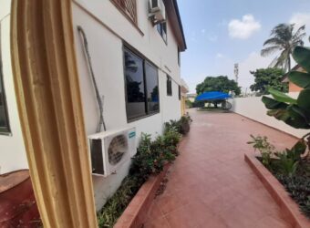 4BEDROOM WITH 1BEDROOM STAFF QUARTERS SELF COMPOUND HOUSE FOR RENT AT WEST LEGON.