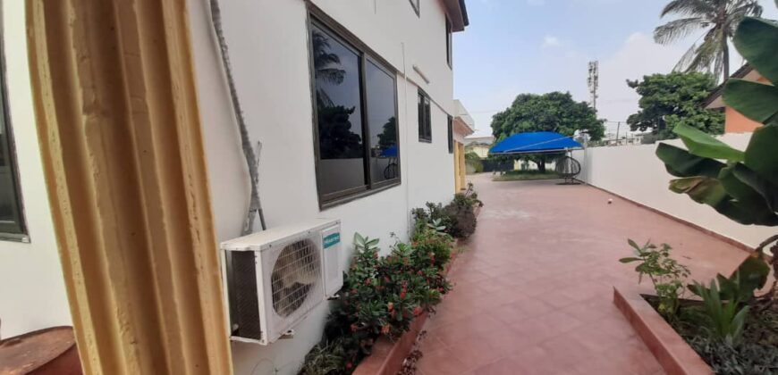 4BEDROOM WITH 1BEDROOM STAFF QUARTERS SELF COMPOUND HOUSE FOR RENT AT WEST LEGON.