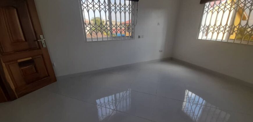 4BEDROOM WITH 1BEDROOM STAFF QUARTERS SELF COMPOUND HOUSE FOR RENT.