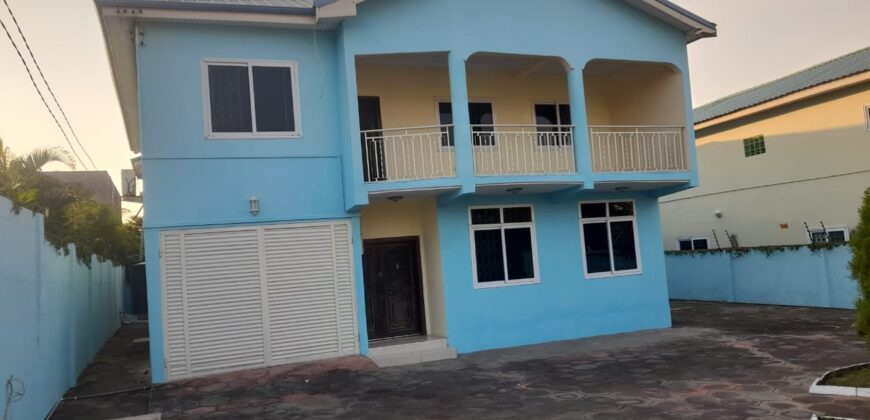 5BEDROOM WITH 1BEDROOM STAFF QUARTERS AND SECURITY POST SELF COMPOUND HOUSE FOR RENT AT WEST LAND.