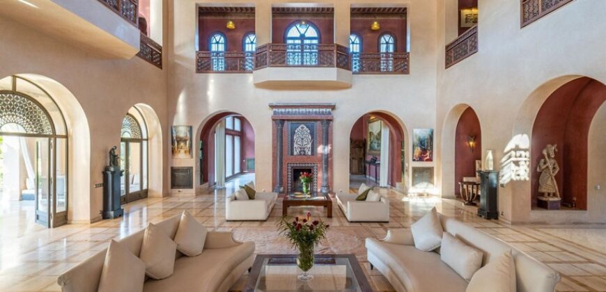 8 Bedroom House for Sale in Marrakesh. 54686291