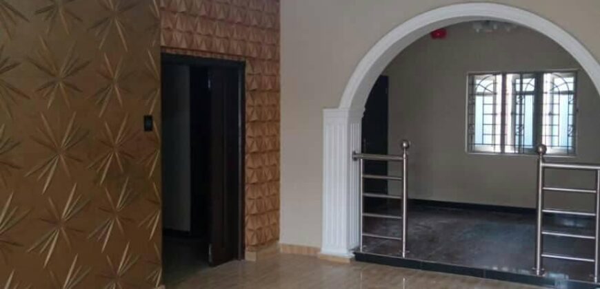 This exquisitely built 3 BEDROOM FLAT is up for LETTING in Lekki (Ologolo axis)