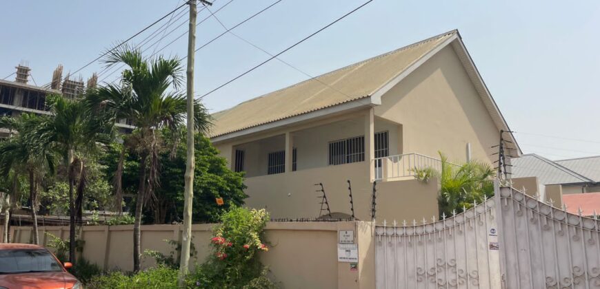 3bedroom house all ensuite with a study and 2bed out house to let at Dzorwulu