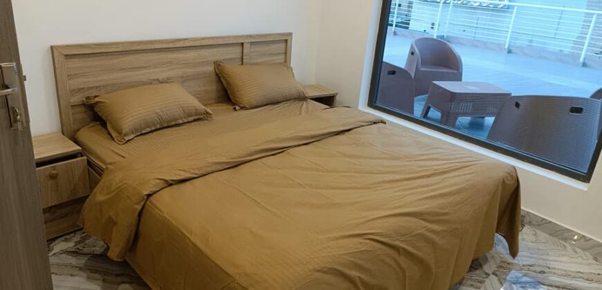 One-bedroom fully furnished apartment at osu Oxford Street with a big terrace Rooftop