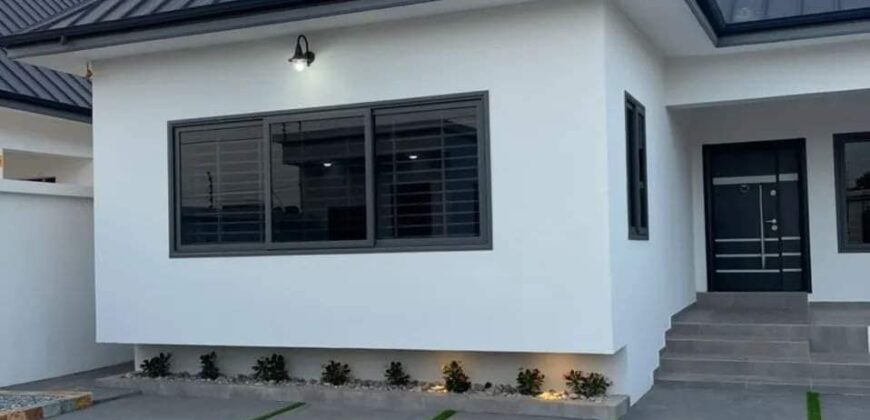 3bedroom full house for sale @ Ashongman Estate