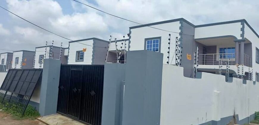 4 bedroom full house forsale @ Kutunse Satellite Environs