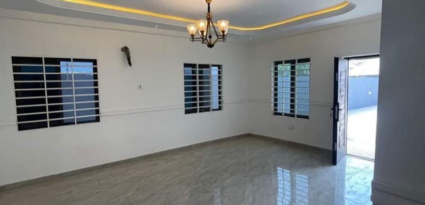 Executive newly built 3bedroom house 4 rent at Lakeside Estate,