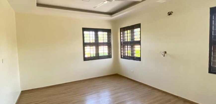 Newly built 2 bedroom apartment Botwe school junction