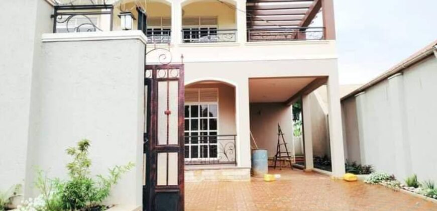 BEAUTIFUL HOUSE FOR SALE IN UGANDA-KISASI