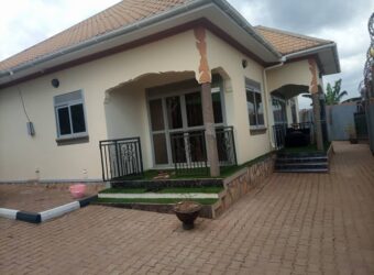 BEAUTIFUL HOUSE FOR SALE AT UGANDA-KYENGERA,NABBINGO