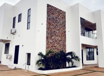 FULLY EN-SUITE 5 BEDROOMS HOUSE WITH BOYS QUARTERS GOING FOR RENT