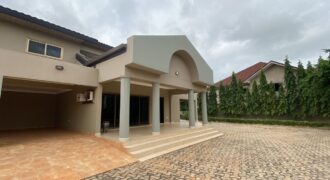 EXECUTIVE 4 BEDROOM HOUSE WITH 3 BEDROOM BOYS QUATERS. AT WEST TRASSACO.