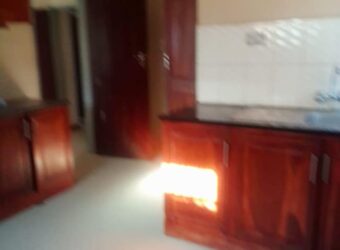 3 bedroom flat for Rent in salama park Wall