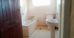 3 bedroom flat for Rent in salama park Wall