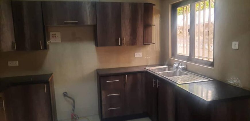 3 bedroom flat for Rent in Avondale