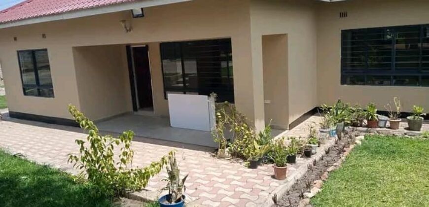 3 bedroom stand alone for Rent in ibex hill near American Embassy