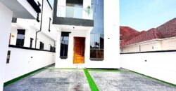 CONTEMPORARY 5BEDROOM FULLY DETACHED DUPLEX FOR SALE.