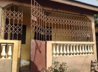 Spacious chamber and Hall Self contained for rent Kasoa Walantu