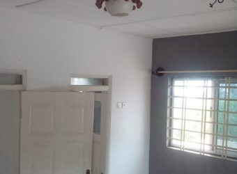 3 bedrooms for rent at Nungua