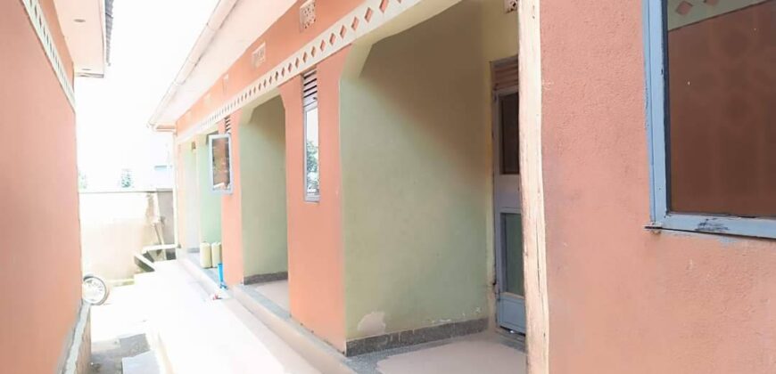 A BEAUTIFUL 9 UNITS HOUSE FOR RENTAL OR SALE IN UGANDA-BWEYOGERERE BUTO