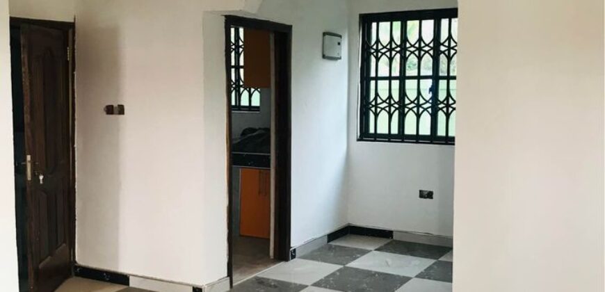 Chamber and hall self contained for rent at Agric Kromoase(filling station)