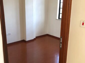 Spacious 1 bedroom available in Kileleshwa to let