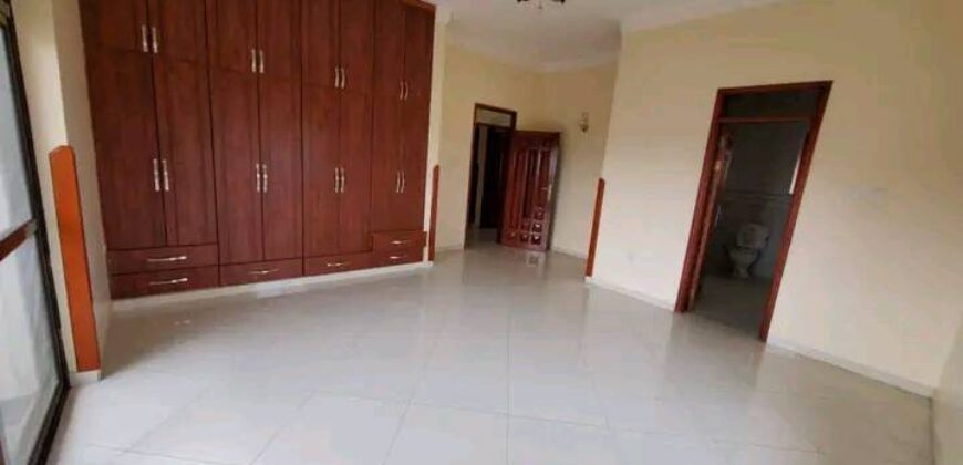 House for rent in kira burindo-Uganda