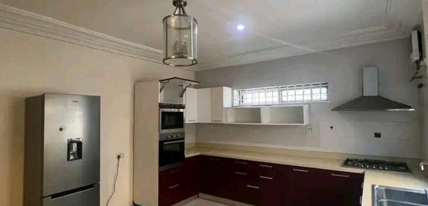 Executive 3 bedrooms apartment In Ashale Botwe For rent