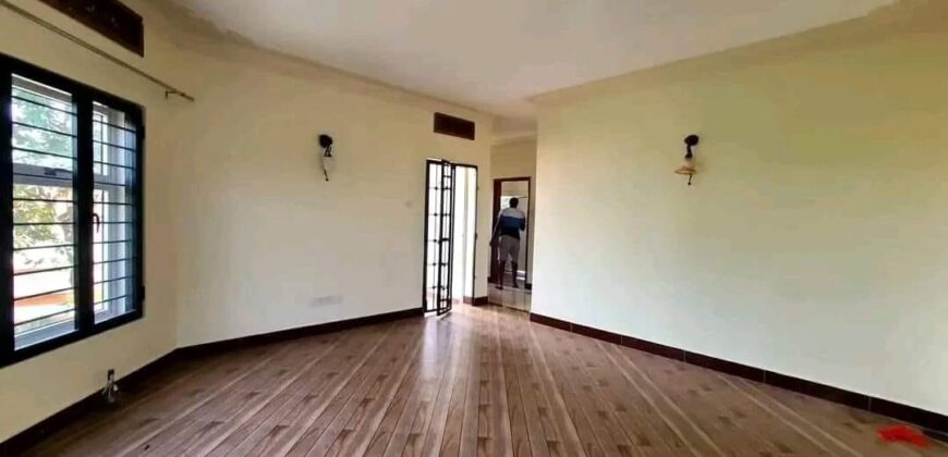 EXCLUSIVE 4 BEDROOM HOUSE FOR RENT AT UGANDA-MUYENGA