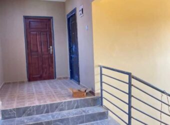 Newly built executive chamber and hall self contained 4rent @ achimota golf hills/Christian village