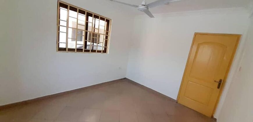 2bedroom self contained apartment for rent in Taifa, few minutes away from the main station.