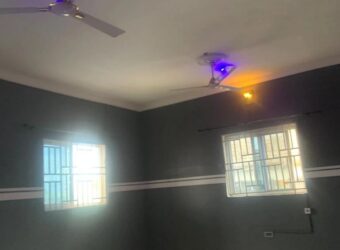 3 and 2 bedrooms apartment for rent at Ofankor Sowutoum