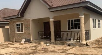 Newly built Executive 3 bedrooms house for sale At amasaman Cocobord opar.