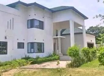 4 Bedroomed Executive Stand Alone House For Sale in Ibex Mean Wood.