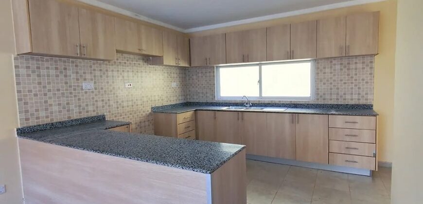 Outstanding 3 bedroom maisonette plus sq to let new kitusuru