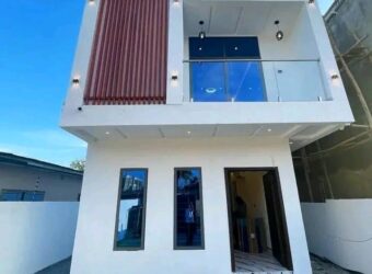 Executive Newly Built 4bedrooms 1 storey House is up for sale in East legon Ogbojo