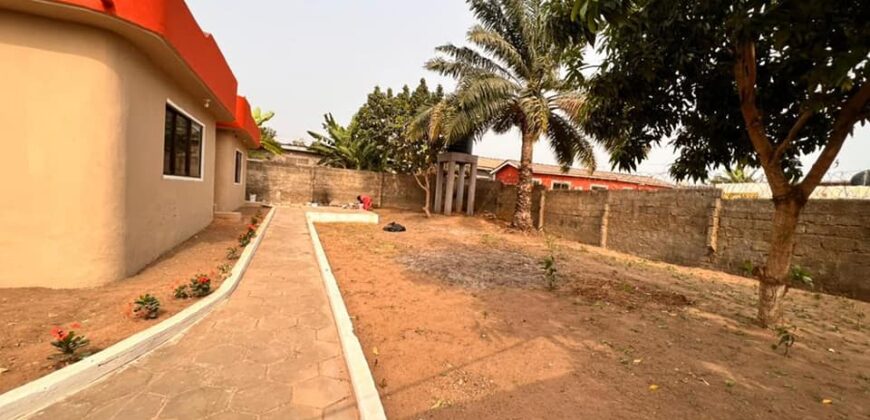 Huge *5 bedrooms self compound* for rent at *Anyaa antieku