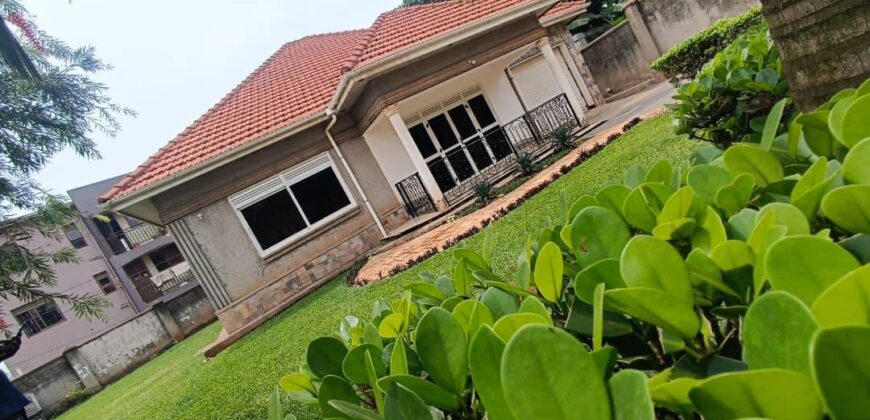 EXCELLENT 3BEDROOM HOUSE FOR SALE AT UGANDA- WAKISO TOWN