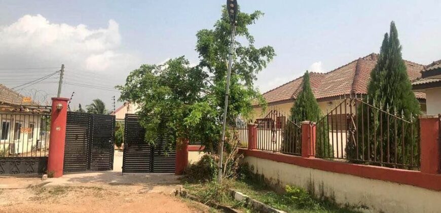 3 BED PLUS BOYS QUARTER FOR RENT 3 BED WITH BOYS QUARTER FOR RENT AT KUTUNSE SATELLITE AREA