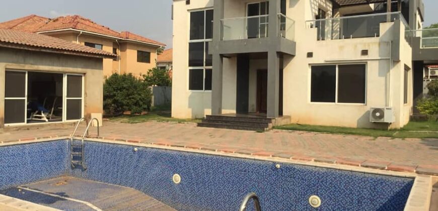 SALE | 4 BEDROOMED | ROMA PARK ALONG THE TAMAC