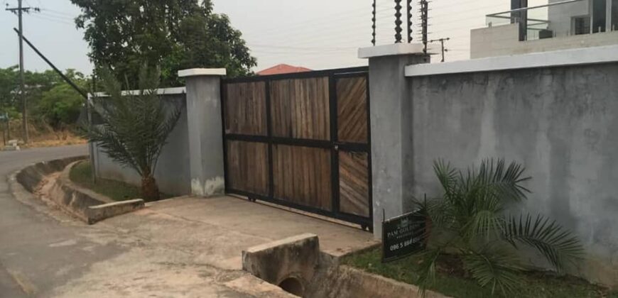 4 Bedroomed Executive Stand Alone House For Sale in Roma Park along the tamac