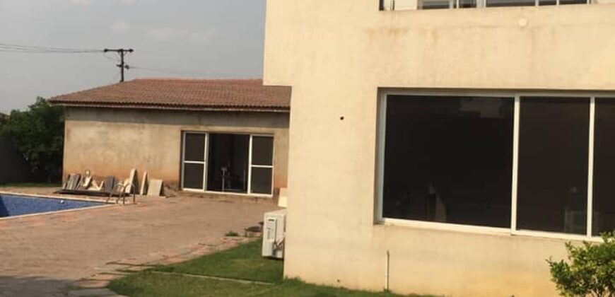 4 Bedroomed Executive Stand Alone House For Sale in Roma Park along the tamac