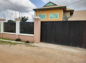 Six bedroom house for rent at Adenta housing down