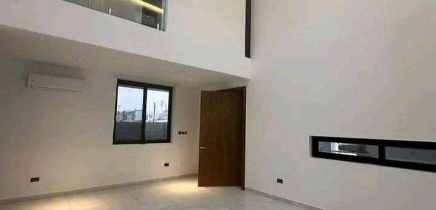 Executive 3bedrooms House In Ashaley Botwe for Rent