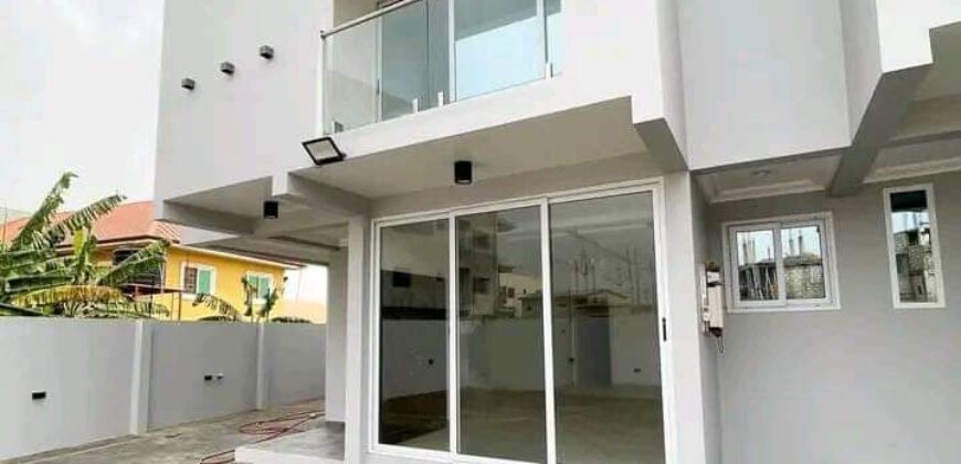 Executive newly built 3 bedroom semi detached self compound for rent in Oyarifa