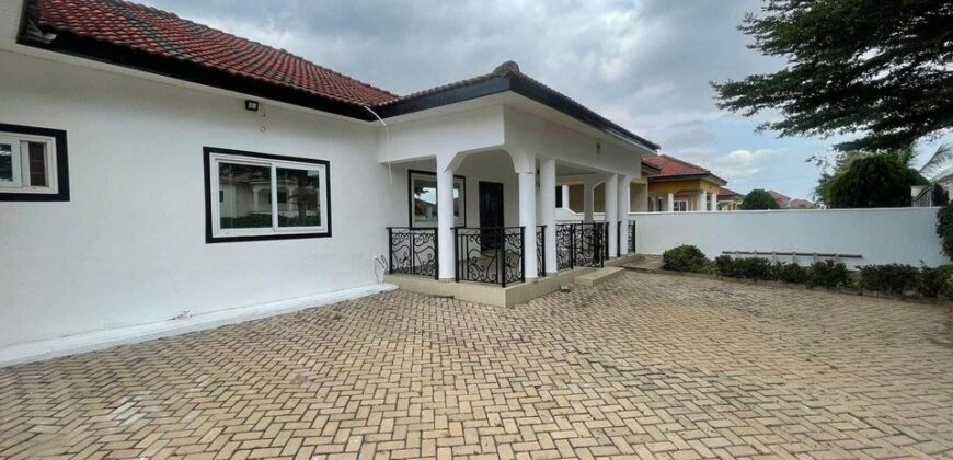 Executive 3 bedrooms self compound house for rent at Koans estate