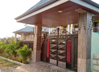 4 BED STORY, BOYS QUARTER WITH SWIMMING POOL FOR SALE @NSAWAM