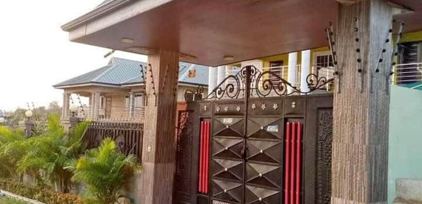 4 BED STORY, BOYS QUARTER WITH SWIMMING POOL FOR SALE @NSAWAM